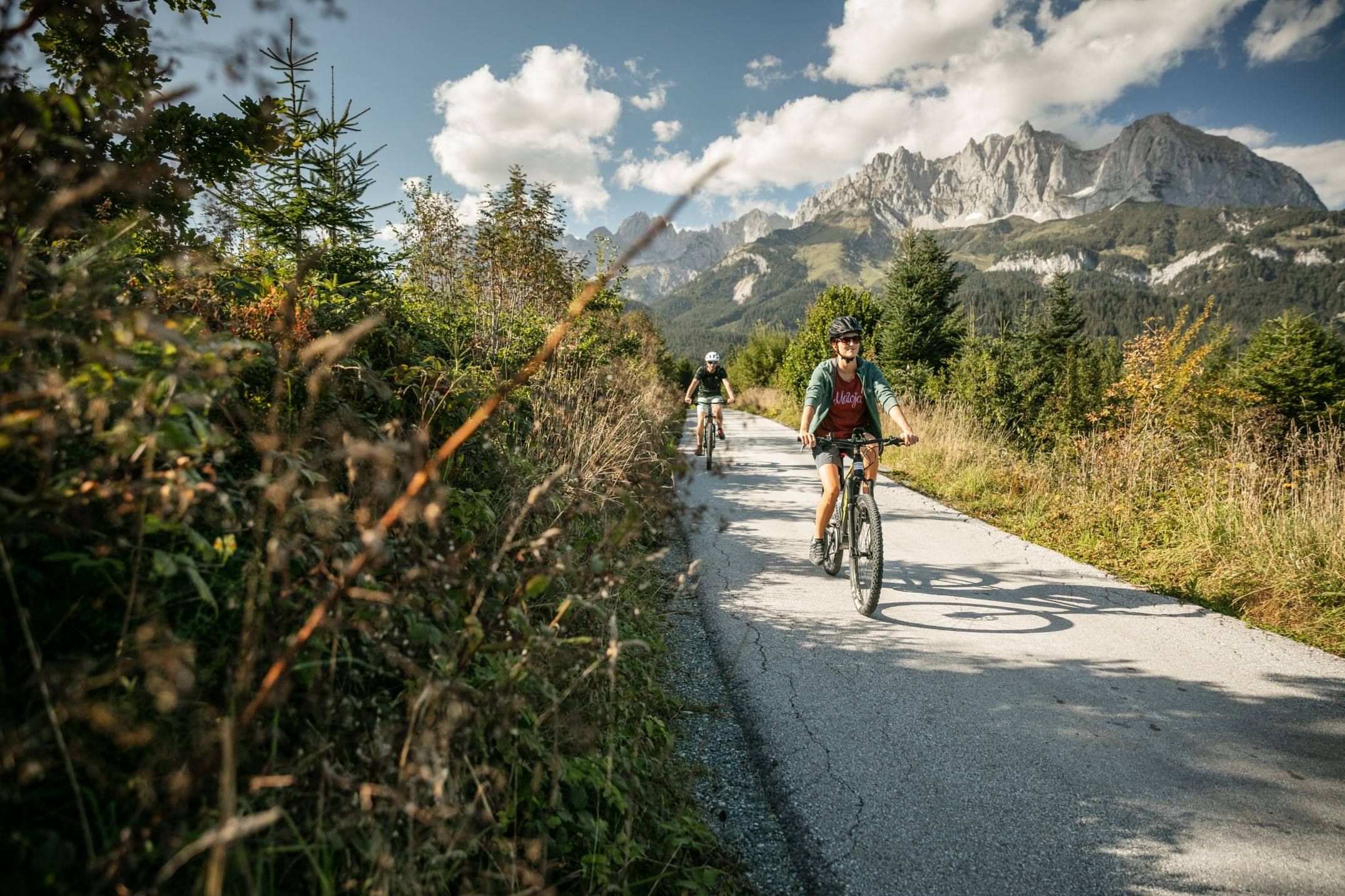 Radfahren-in-Oberndorf-in-Tirol.jpg